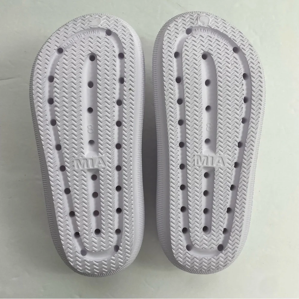 MIA White Licorice‎ Puffy Pillow Thong Platform Sandals